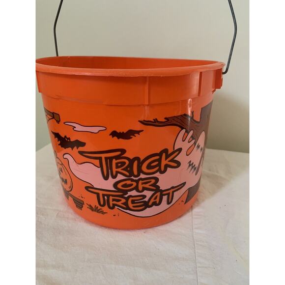 Shamrock Industries Plastic Halloween TRICK OR TREAT Candy Pail Bucket Vintage - Picture 2 of 8